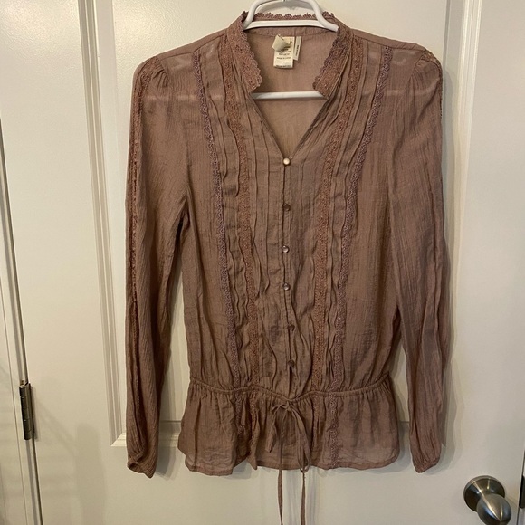 Vintage Sheer Beautiful Embroidery Women’s Size Medium Blouse - Picture 1 of 9